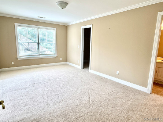 5548 Ash Grove Circle