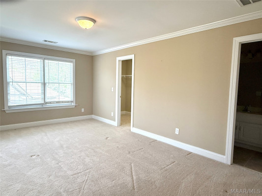 5548 Ash Grove Circle