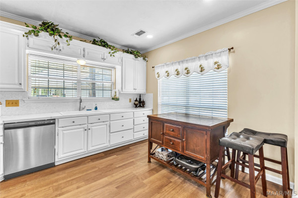 108 Cypress Creek Way