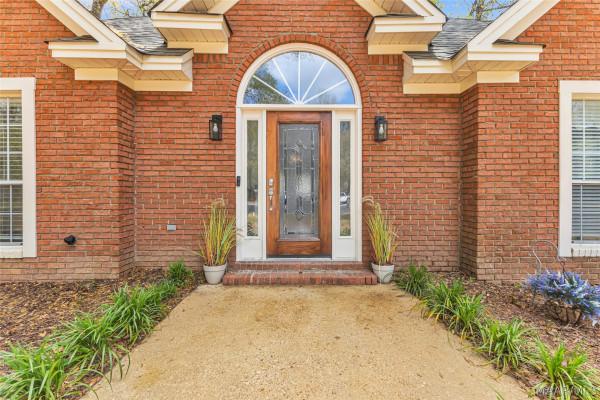 108 Cypress Creek Way