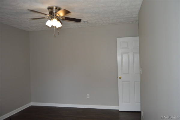1537 WORTHING Road