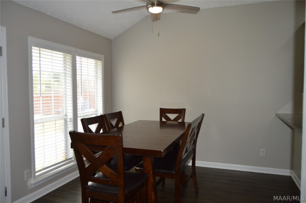 1537 WORTHING Road