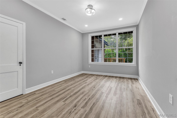 3309 Le Bron Road