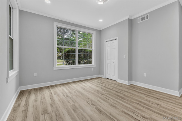3309 Le Bron Road