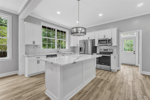 3309 Le Bron Road