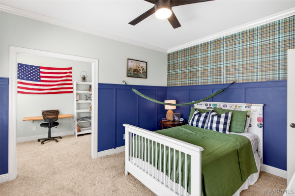 9512 Crescent Lodge Drive