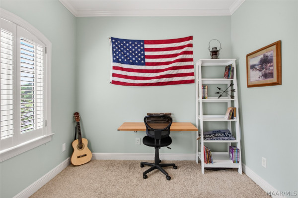 9512 Crescent Lodge Drive