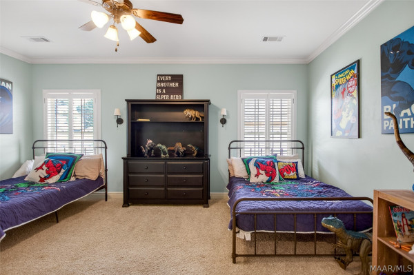 9512 Crescent Lodge Drive