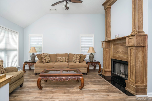 7367 Heathermoore Loop