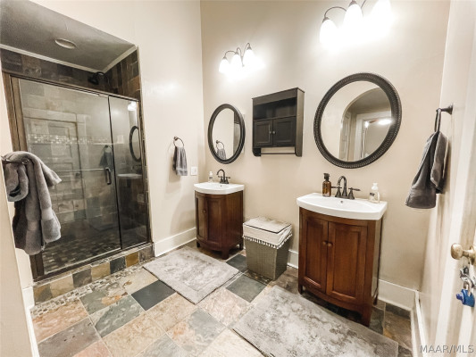 101 N CAPITOL Parkway