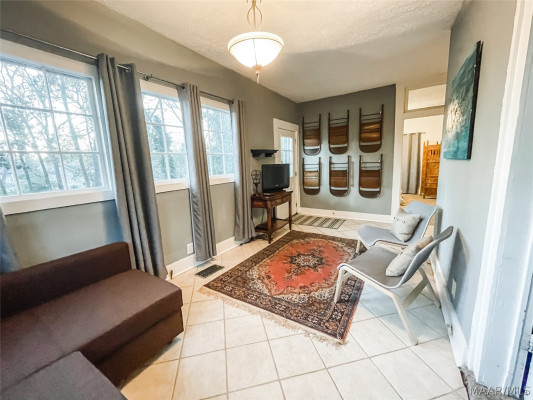 101 N CAPITOL Parkway