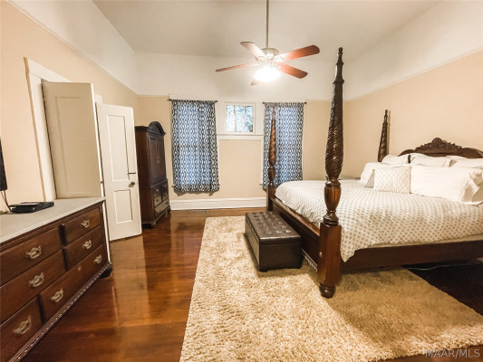 101 N CAPITOL Parkway