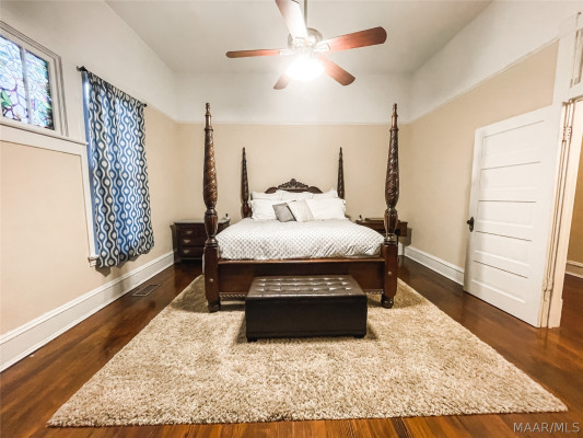 101 N CAPITOL Parkway