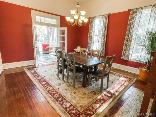 101 N CAPITOL Parkway