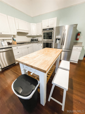 101 N CAPITOL Parkway