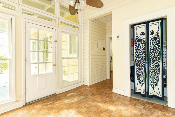 3211 Cloverdale Road