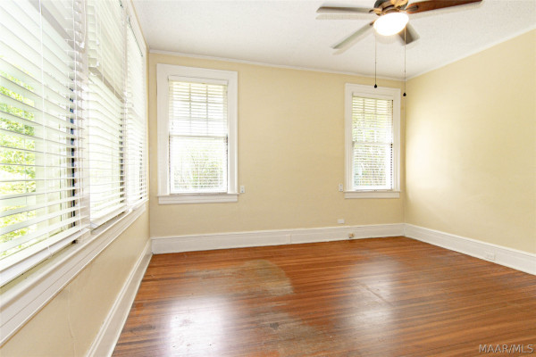 3211 Cloverdale Road