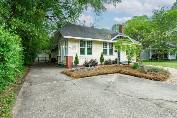 3211 Cloverdale Road