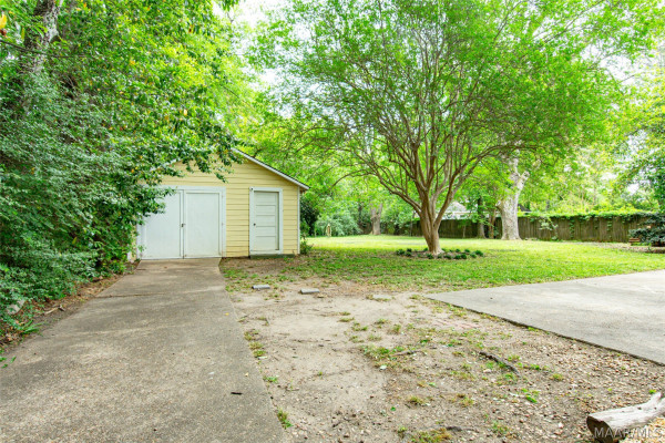 3211 Cloverdale Road