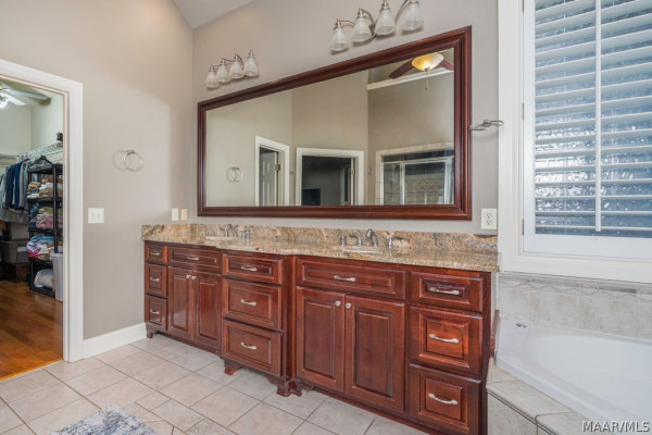 7148 Wynlakes Boulevard