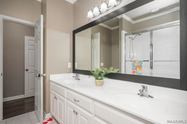 7148 Wynlakes Boulevard