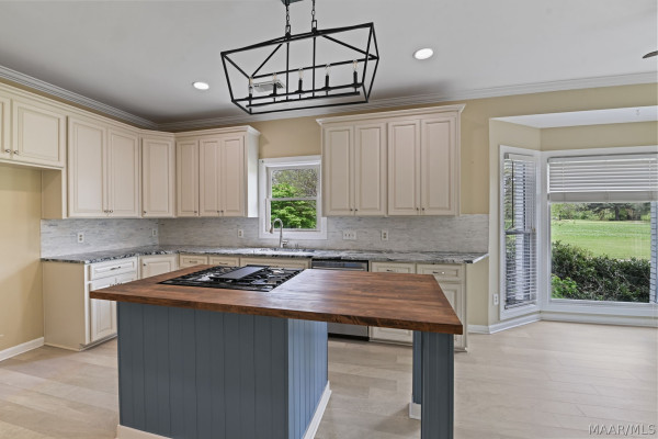 305 FOXCHASE Drive