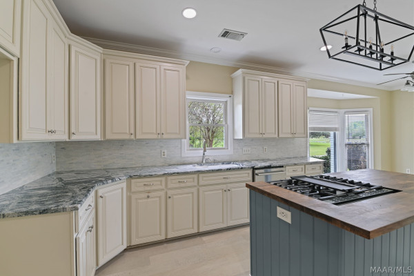 305 FOXCHASE Drive