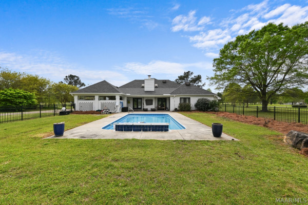 305 FOXCHASE Drive