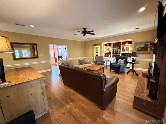 7800 HALCYON FOREST Trail