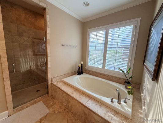 7800 HALCYON FOREST Trail