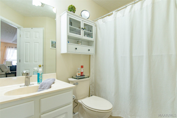 6804 Sandfield Drive