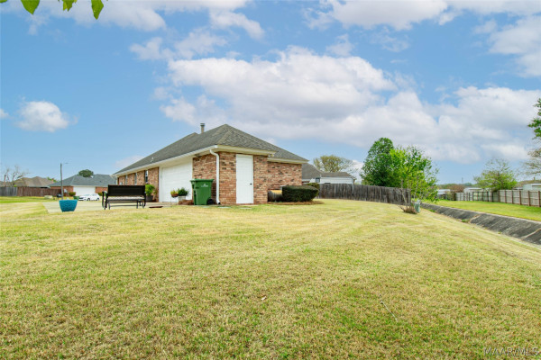 6804 Sandfield Drive