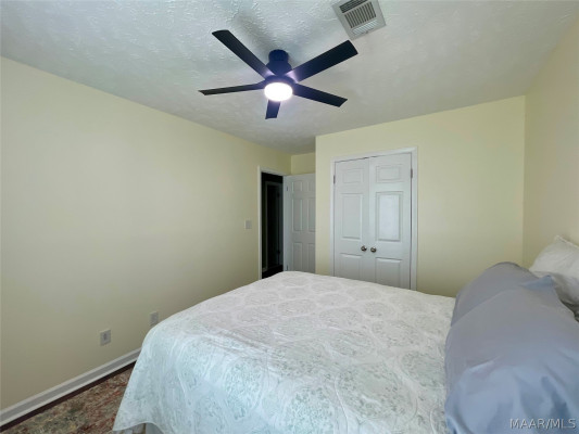 130 Blushing Groom Street