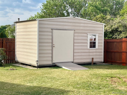 130 Blushing Groom Street