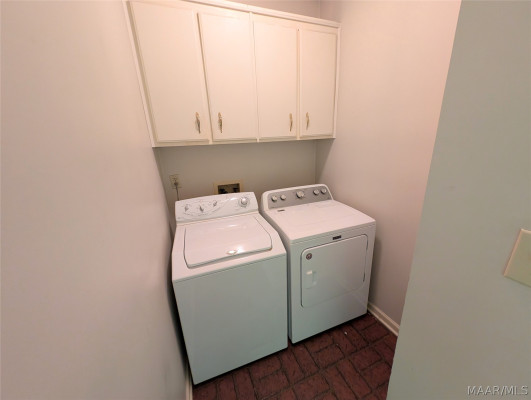 1512 Charleton Drive