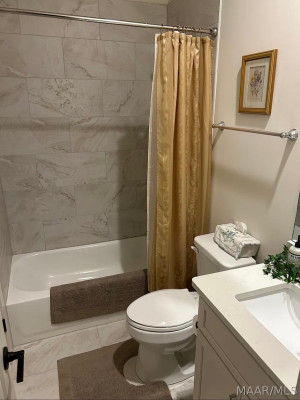 8404 Conduit Street