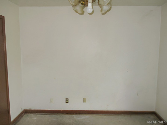 616 GLADE PARK Drive