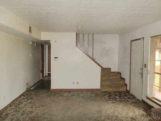 616 GLADE PARK Drive