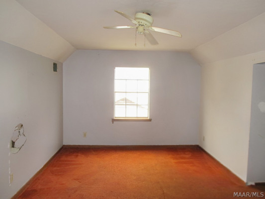 616 GLADE PARK Drive