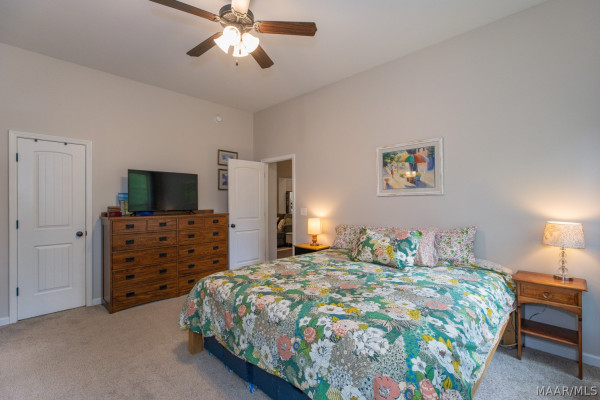 9403 Crescent Lodge Circle