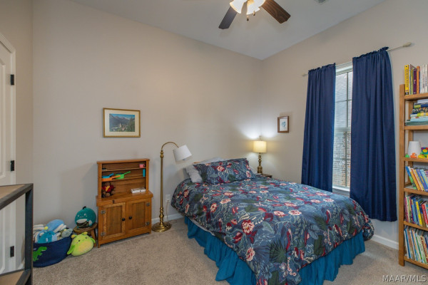 9403 Crescent Lodge Circle