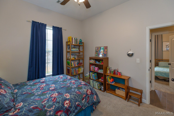 9403 Crescent Lodge Circle