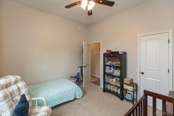 9403 Crescent Lodge Circle