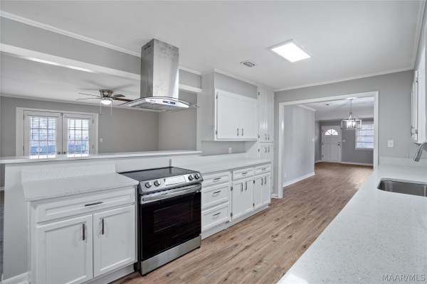 802 Gillespie Street