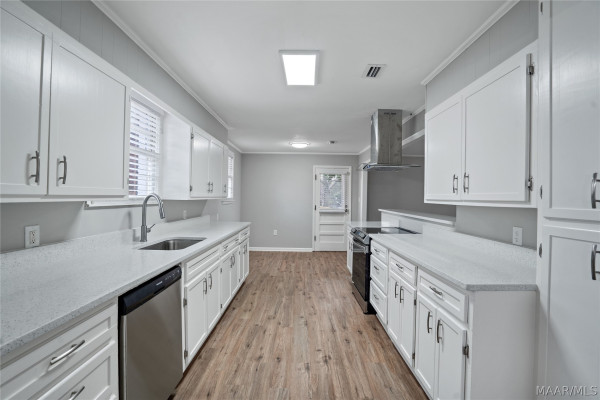 802 Gillespie Street