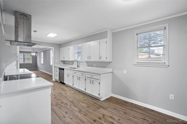 802 Gillespie Street