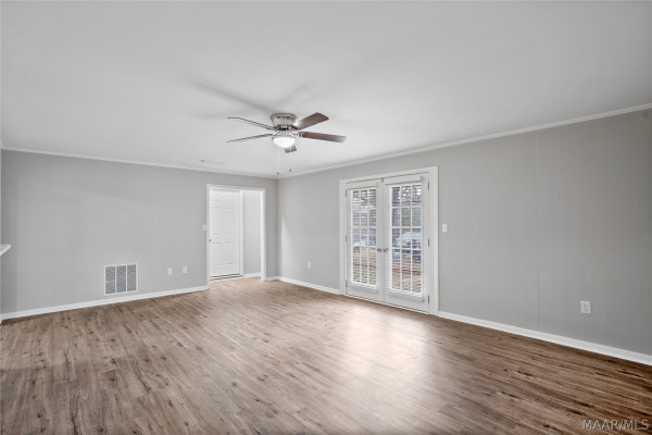 802 Gillespie Street