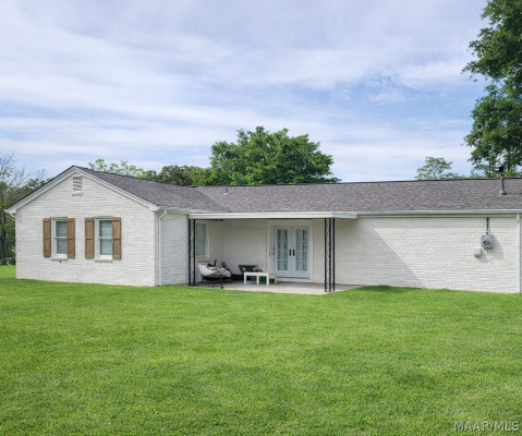 802 Gillespie Street