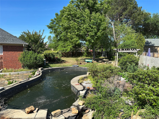 416 Towne Lake Drive