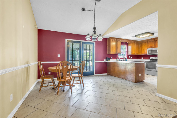 195 S JORDAN DAM Road